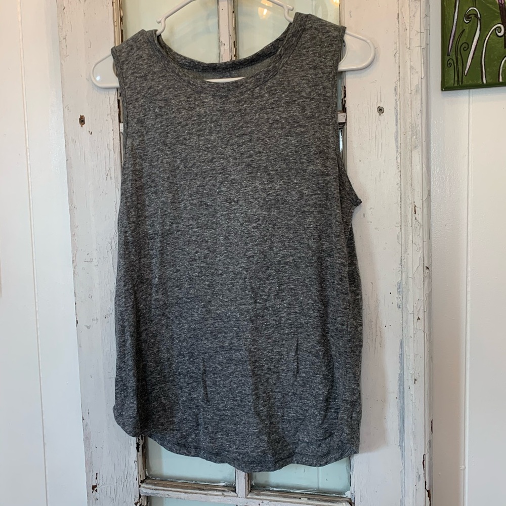 Women’s Old Navy Heathered Gray Tank